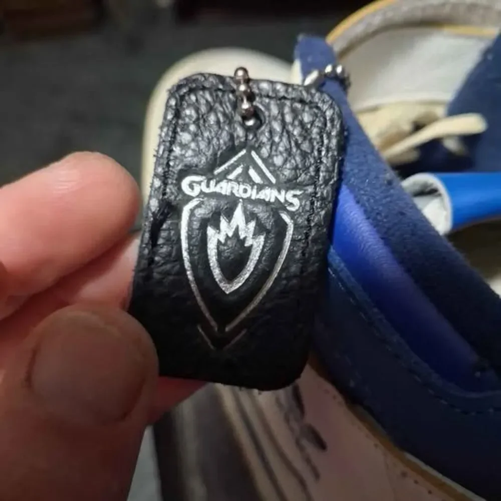 Guardians size 14